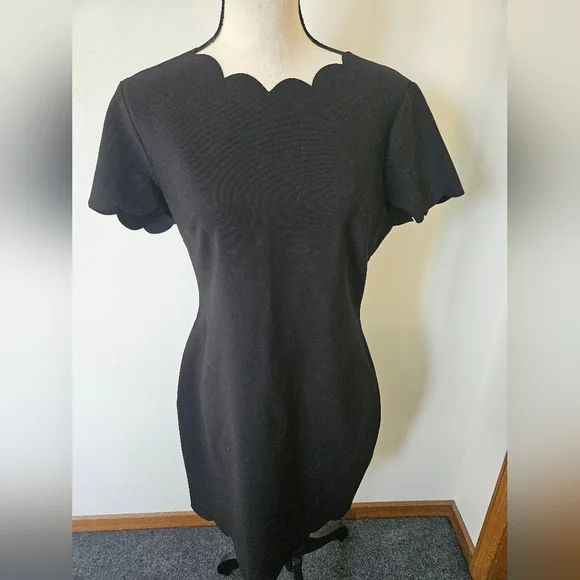 Likely Scalloped Edge Bodycon Little Black Dress Size 12 - Picture 3 of 7
